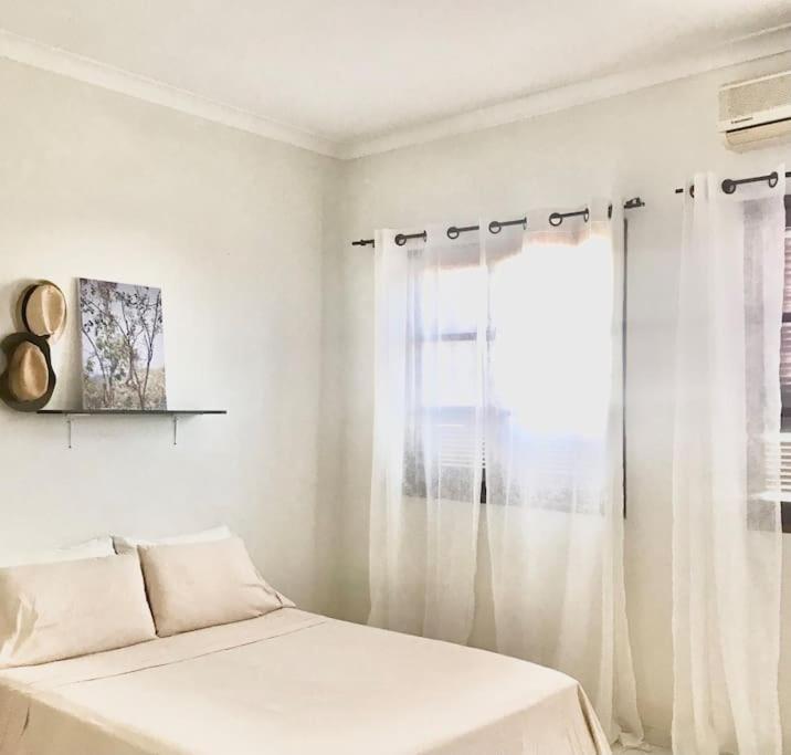Syds Beach House Praia Luaran gambar