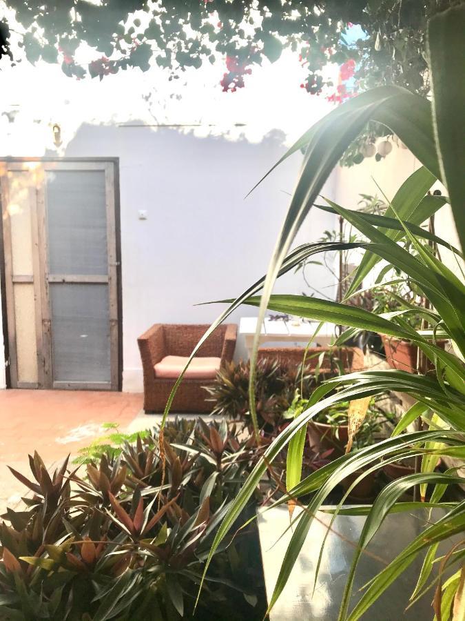 Syds Beach House Praia Luaran gambar